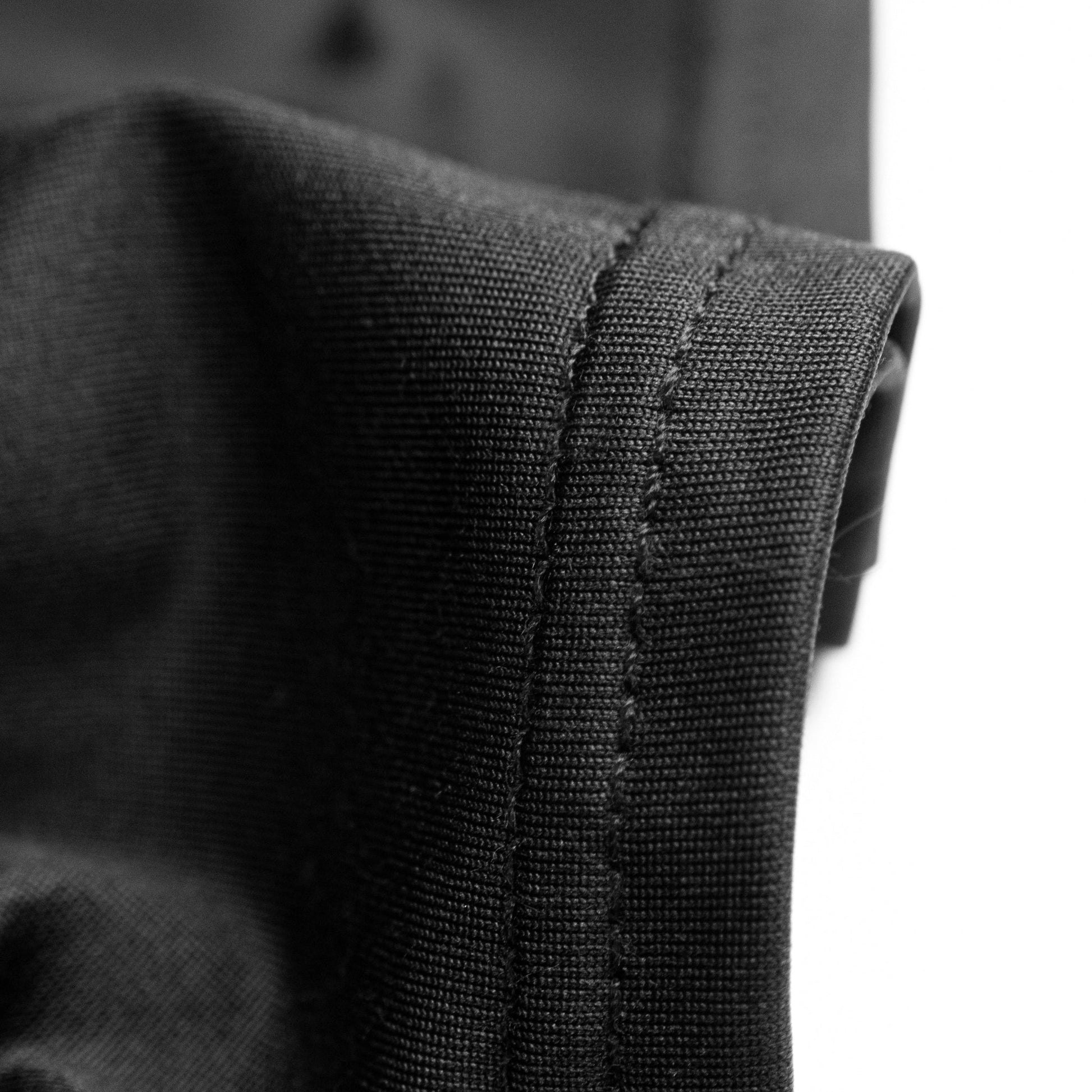 [SRT] Men's Performance Long Sleeve [BLK/GRN]-13 Fifty Apparel